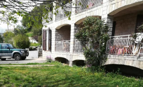 Belle maison de charme ancien, vue mer et montagne